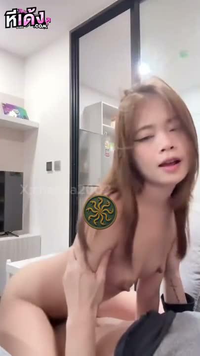 คลิปหลุดโอนลี่แฟน chanaa2002 เธอณชานางหุ่นบางๆ มาเย็ดเสียวกับคู่ขาเขาบนโซฟาซอยหีลีลาอย่างแบบเด็ดเต็ม จับนมสวยแจ่มๆ เย็ดเสียวโยกควยลีลาอย่างฟินที่สุดงานแจ่มๆ