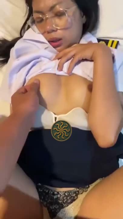 คลิปหลุดนักเรียนวัยรุ่นการบิน โดนแฟนหนุ่มซอยสดเย็ดหีเสียวจนครางลั่น