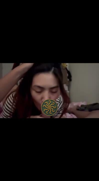 คริปหลุด aoxx69 สาวน่ารักเงี่ยนจัดโม๊กควยเสียวจ๊วบ โดนจับแหกขาเย็ดสดซอยหีถี่กระแทกแตกใน