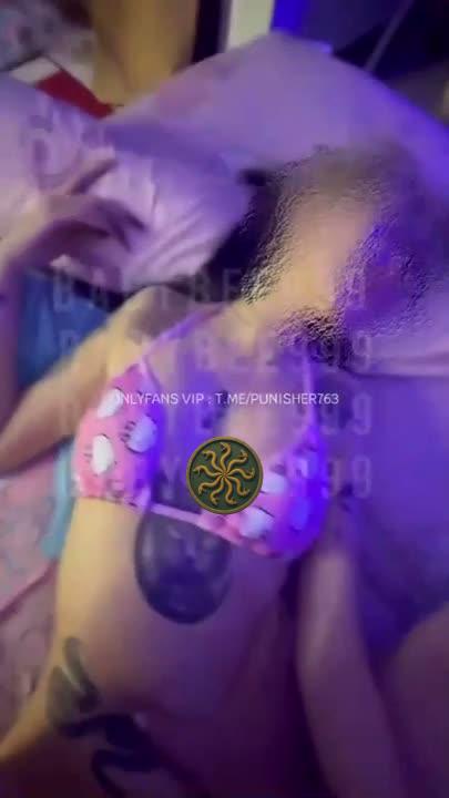คลิปหลุดทวิต baby_bee999 น้องบีหุ่นบางโดนพ่อหนุ่มซาตานเย็ดหีโหดฟินสุด