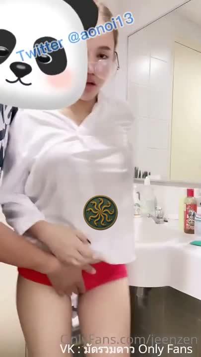 คลิปหลุดไทย Onlyfans น้องส้มนมโตโดนผัวซอยสดตอนแปรงฟันเสียวสุดแตกใน